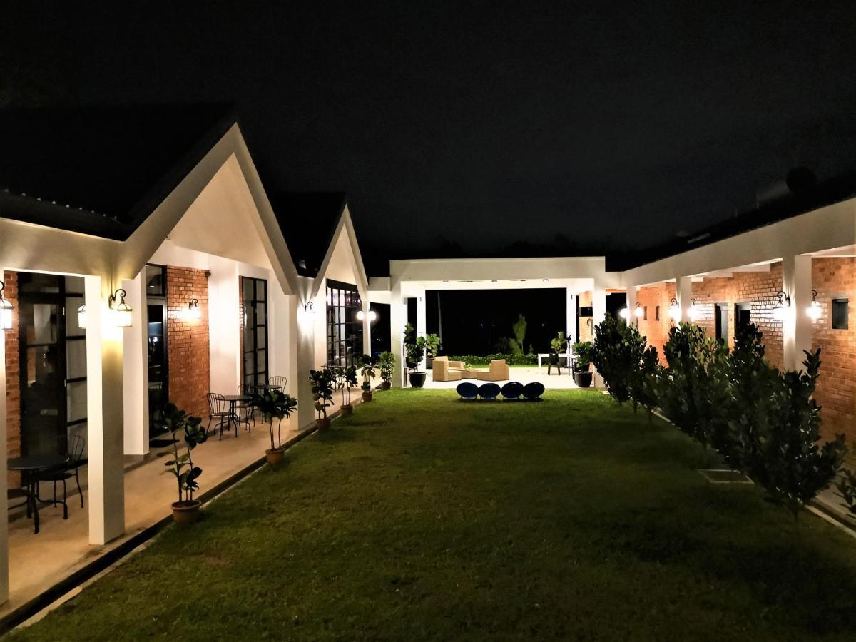 The Rubber Escape, Melaka Guest House Bagian luar foto